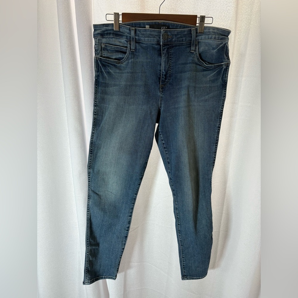 Kut From Kloth Straight Jeans Tapered Leg Mid-rise Size 14 GUC 544